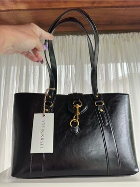 Antik Kraft Black Leather Tote with Gold Hook Detail